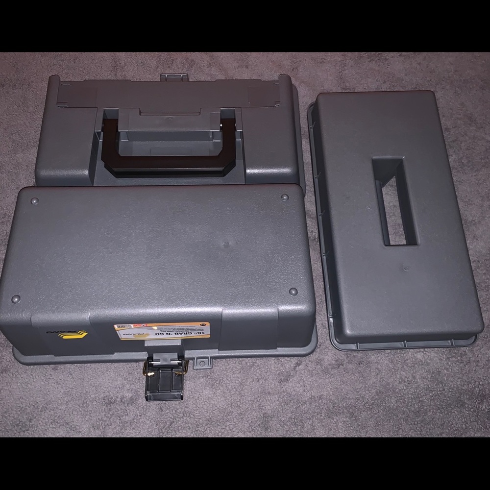 Great Removable Stowaway Utility Box - Picture 6 of 7
